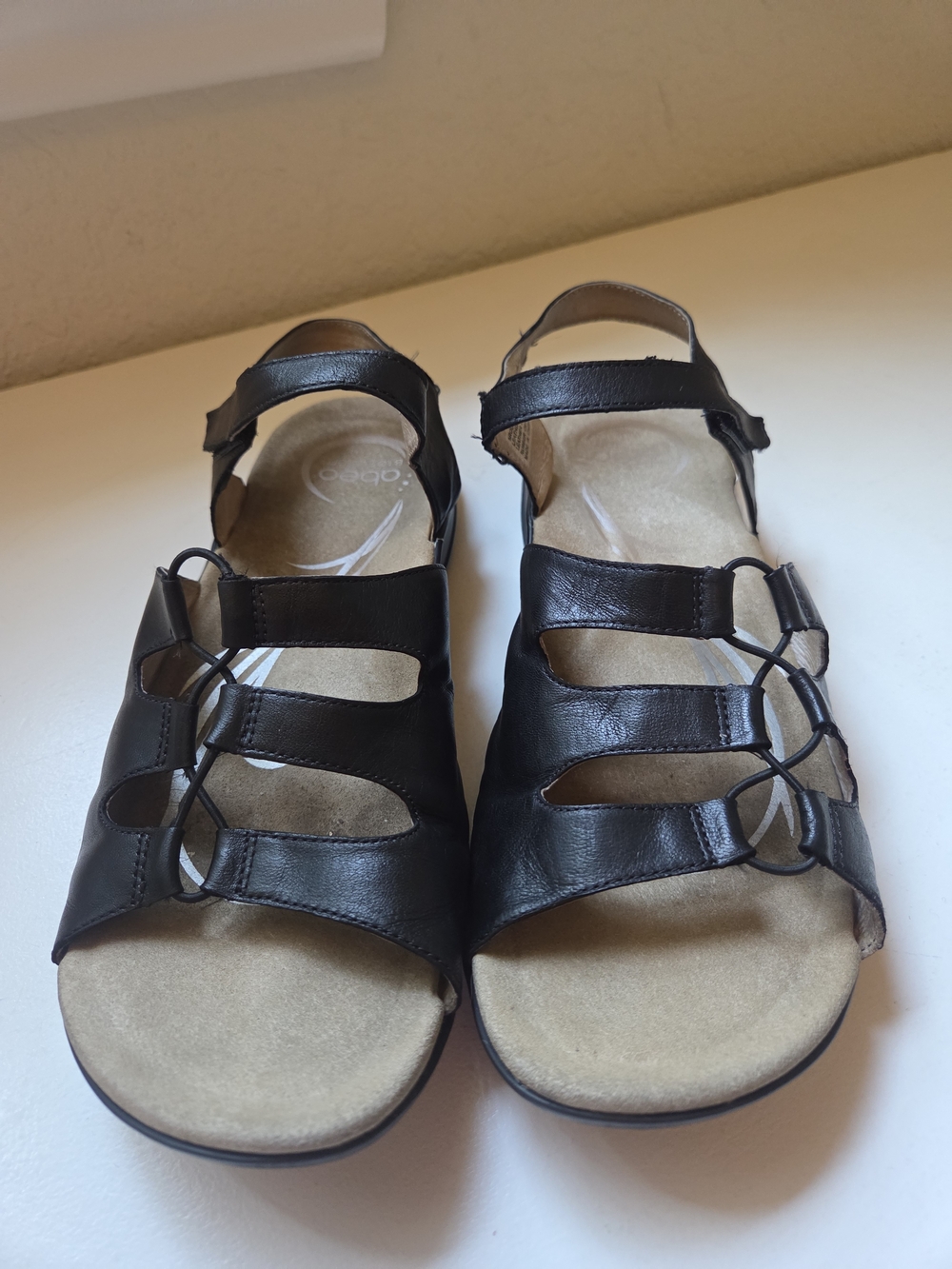 Abeo Brook Leather Sandals Black